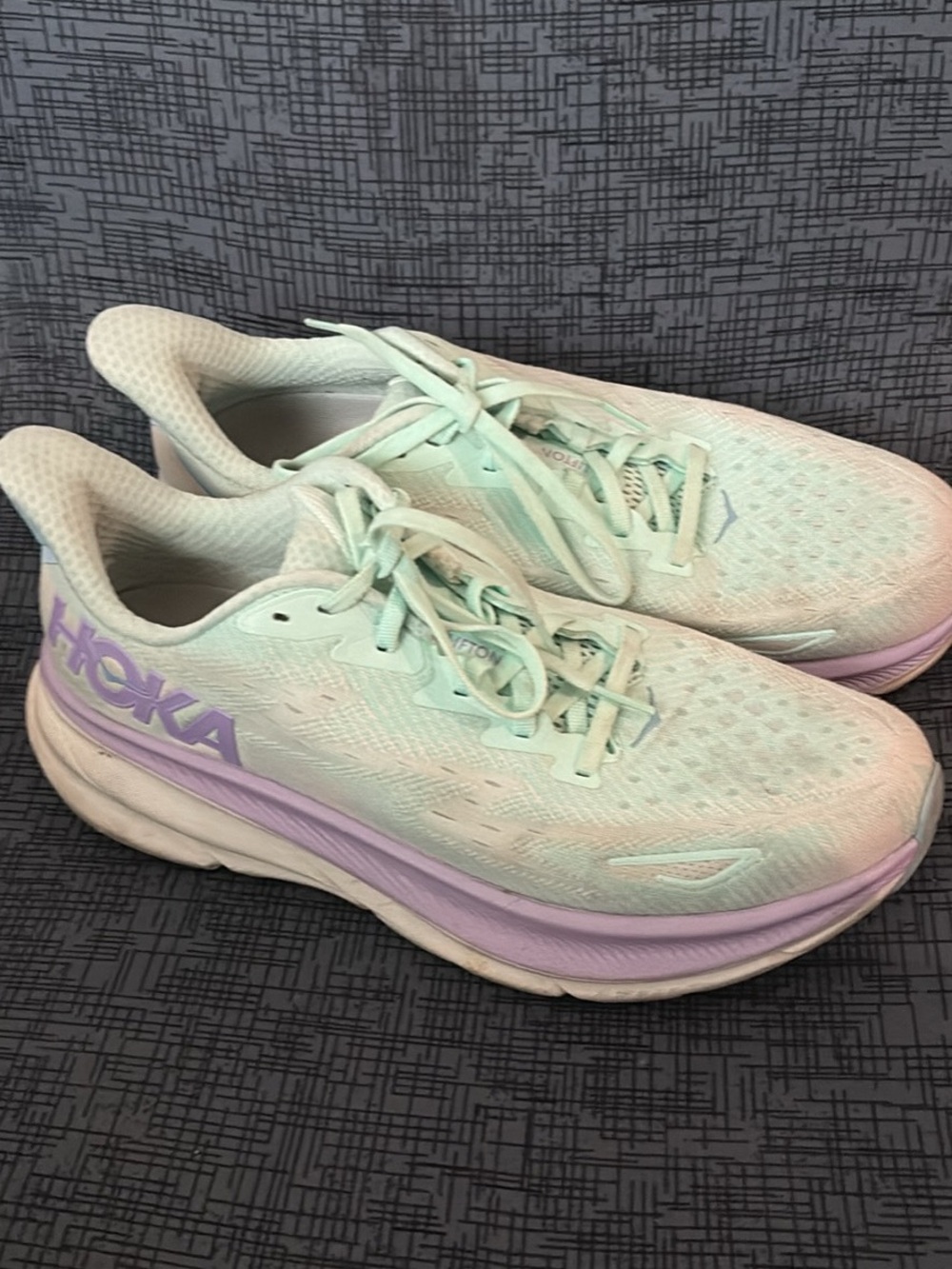 Hoka Clifton 9 running shoes in the Sunlit Ocean / Lilac Mist colorway